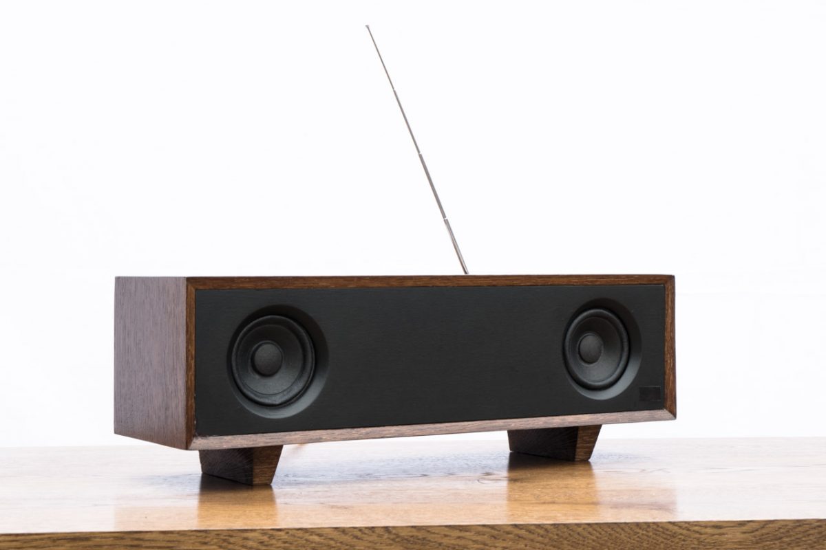 wooden-stereo-valovic-woodworking